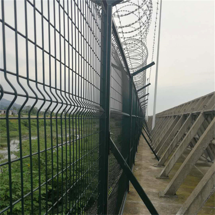機場Y型護欄網(wǎng)圖片3